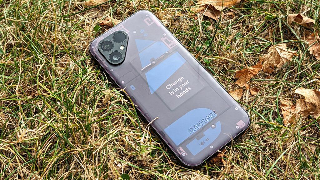 Which Phone's Warranty Endures Longer Than a Pint in the Toon? | GadgetLad
