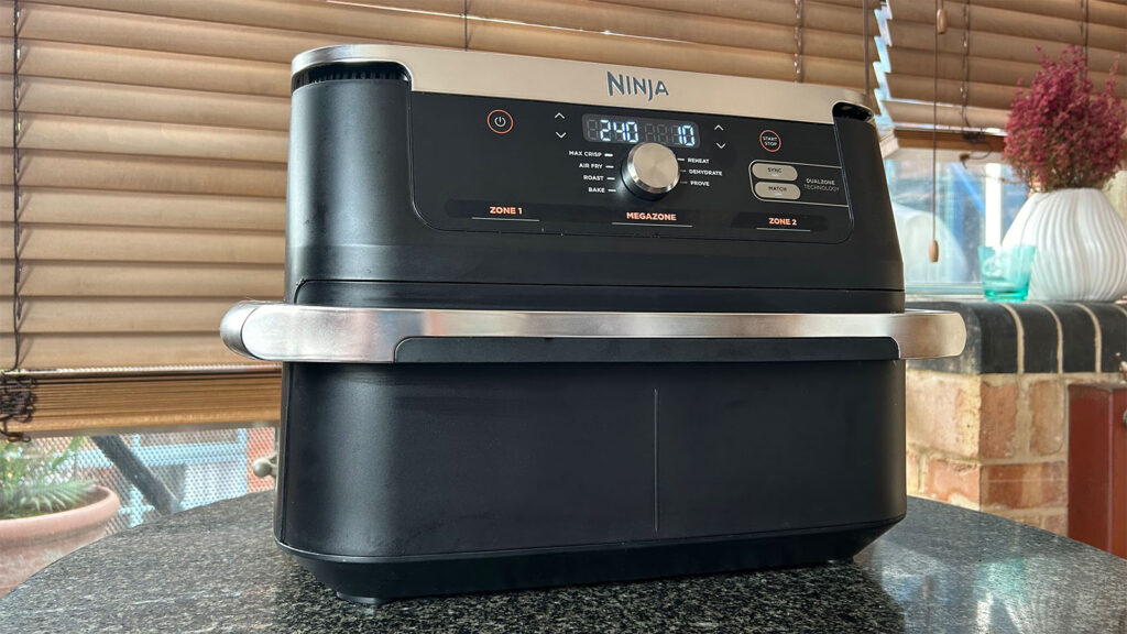 "Best Air Fryers 2024: Achieve Crispy Chips, by GadgetLad"