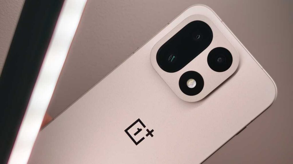 OnePlus 16 Speculations: GadgetLad Says Farewell
