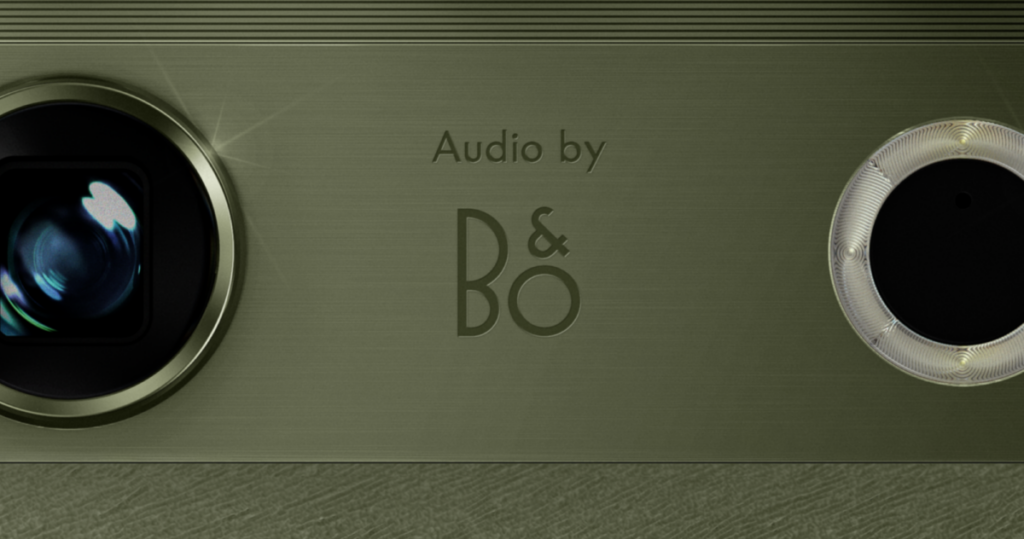 Moto Signature 27: Premium Device Evaluated by GadgetLad